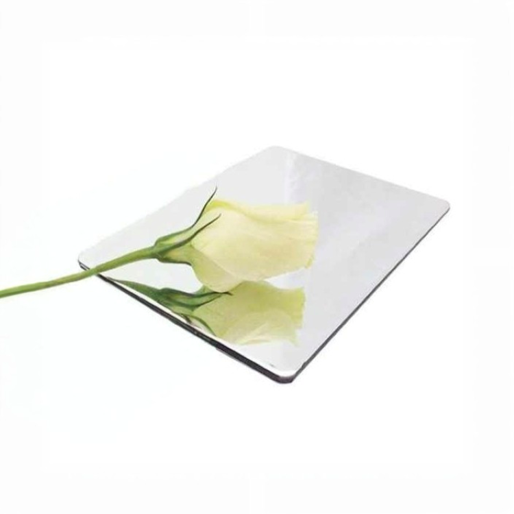 Vďaka čomu sú hliníkové kompozitné panely Silver Mirror skvelou voľbou pre vaše projekty